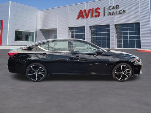 Used 2025 Nissan Altima 2.5 SR FWD image 5