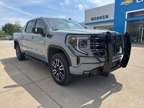 Used 2025 GMC Sierra 1500 AT4 w/ AT4 Premium Package image 4