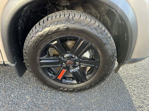 Used 2025 Nissan Rogue SV w/ Rock Creek Premium Package image 27