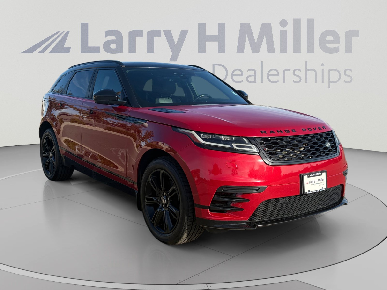 Used 2020 Land Rover Range Rover Velar R-Dynamic S AWD/4WD image 8