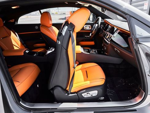 Used 2020 Rolls-Royce Wraith RWD image 41