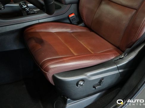 Used 2025 Dodge Durango R/T w/ Blacktop Package image 18