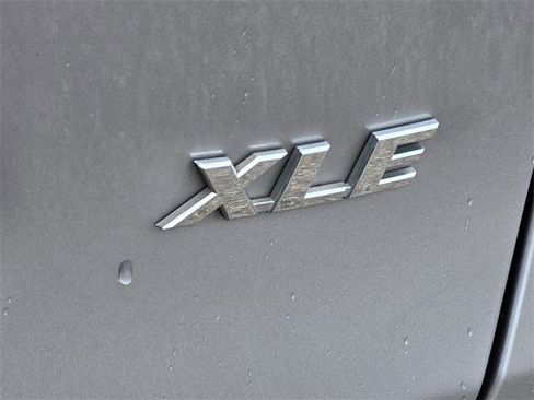 Certified 2020 Toyota RAV4 XLE Premium image 28
