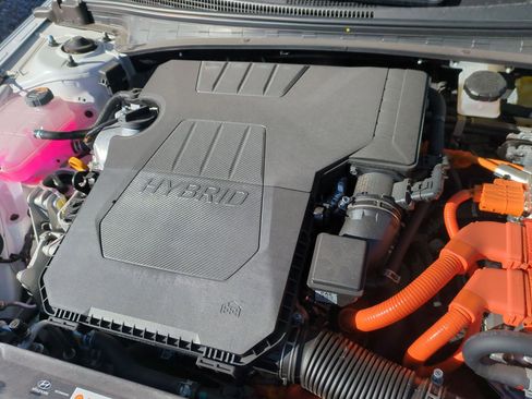 Certified 2025 Hyundai Elantra Limited image 37