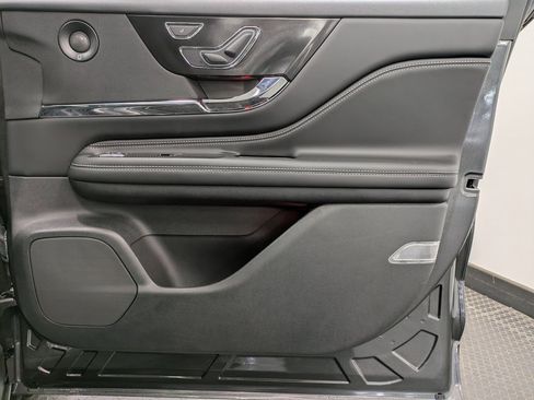 Used 2020 Lincoln Corsair Reserve w/ Elements Package image 27