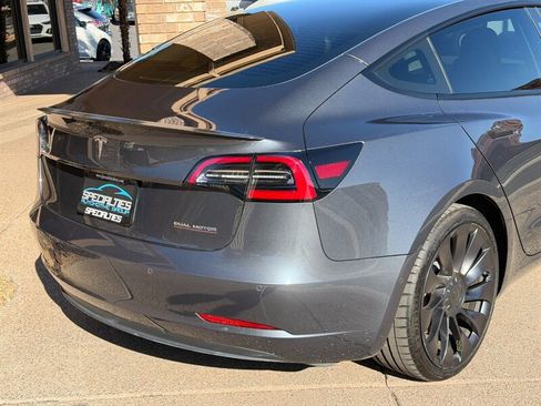Used 2022 Tesla Model 3 Performance image 16