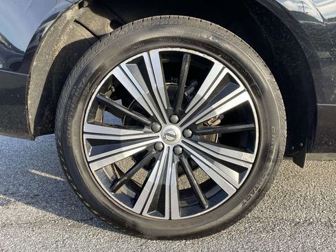 Used 2023 Volvo XC60 B5 Plus w/ Climate Package image 31