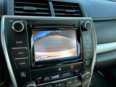 Used 2017 Toyota Camry XSE FWD image 16