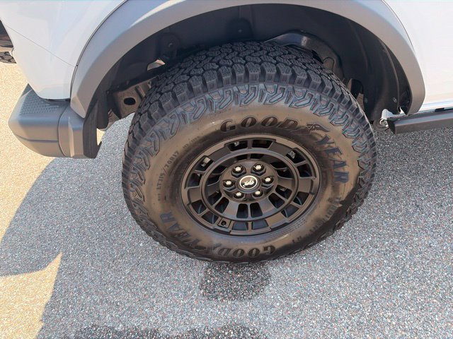 Certified 2026 Ford Bronco Badlands AWD/4WD image 9