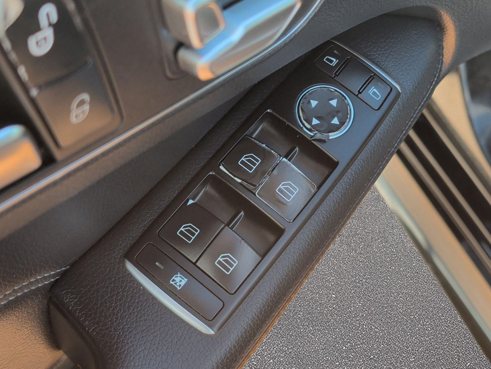 Used 2014 Mercedes-Benz E 350 Sedan image 9