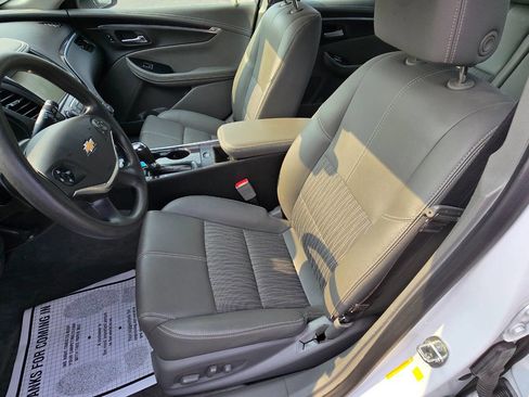 Used 2019 Chevrolet Impala LS image 11