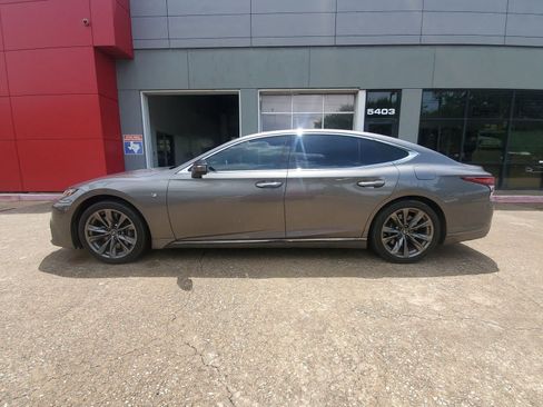 Used 2018 Lexus LS 500 F Sport w/ Performance Package RWD image 3