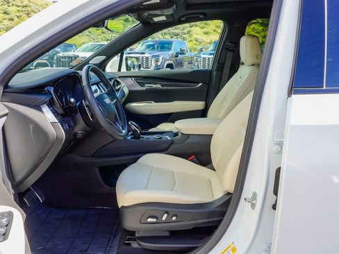 Certified 2024 Cadillac XT6 Sport image 13