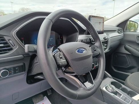 Used 2024 Ford Escape Active AWD/4WD image 7
