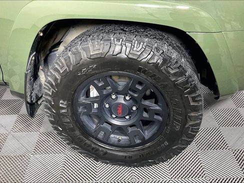 Used 2021 Toyota 4Runner Trail Special Edition AWD/4WD image 12