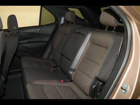 Used 2018 Chevrolet Equinox LT AWD/4WD image 28