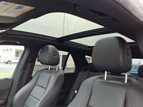 Used 2021 Mercedes-Benz GLE 350 4MATIC image 25