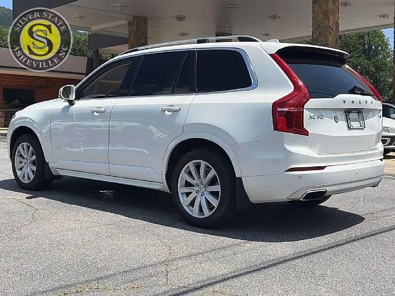Used 2017 Volvo XC90 T6 Momentum w/ Vision Package AWD/4WD image 4