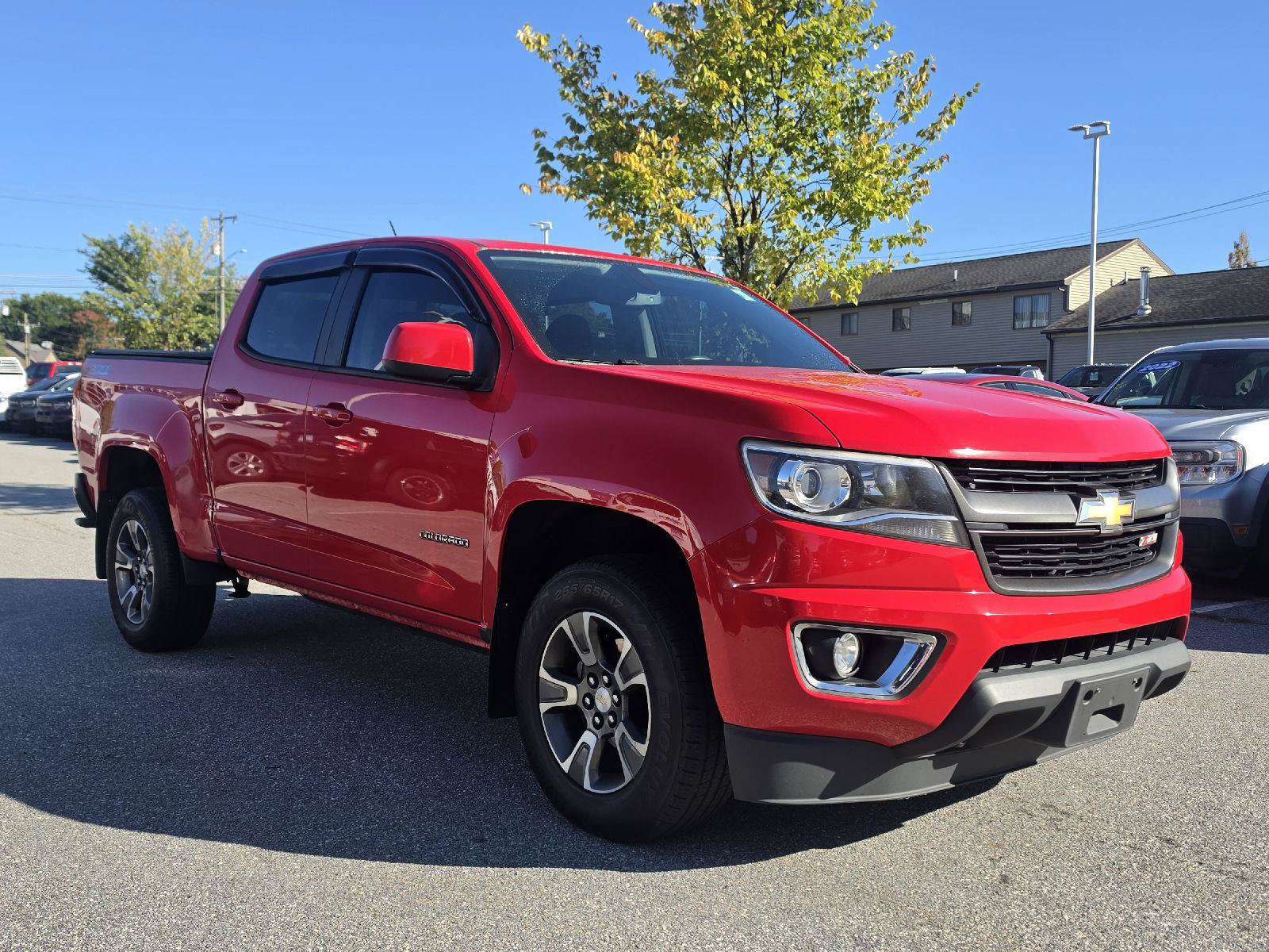 Used 2016 Chevrolet Colorado Z71 AWD/4WD image 3
