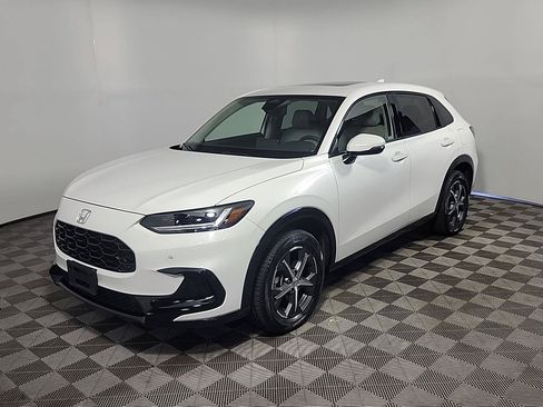 Certified 2024 Honda HR-V EX-L image 11