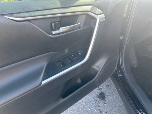 Used 2023 Toyota RAV4 XLE Premium FWD image 14