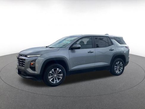 Used 2025 Chevrolet Equinox LT image 8