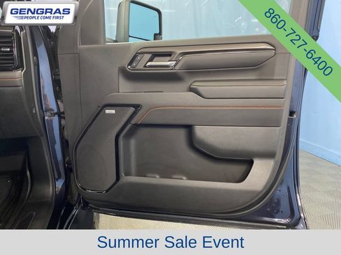 Used 2024 GMC Sierra 2500 AT4 w/ Technology Package AWD/4WD image 43