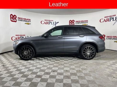 Used 2022 Mercedes-Benz GLC 300 image 4