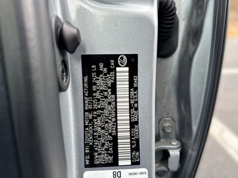 Used 2023 Lexus ES 350 w/ Accessory Package (Z1) image 37