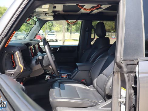 Used 2025 Ford Bronco Badlands AWD/4WD image 11