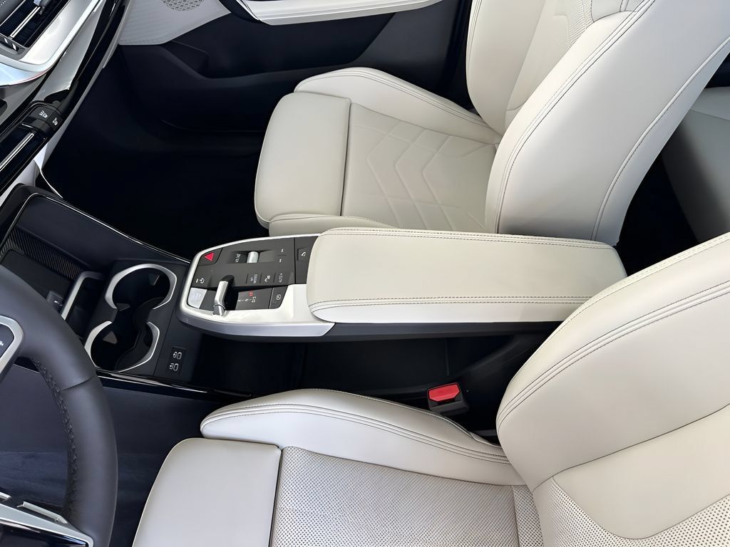 New 2026 BMW X1 xDrive28i w/ Technology Package AWD/4WD image 20
