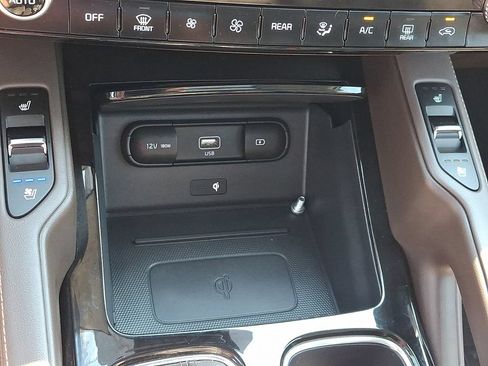 Used 2022 Kia Telluride SX w/ Nightfall Edition Package AWD/4WD image 35