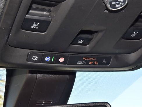 Used 2021 Chevrolet Tahoe Z71 w/ Rear Media and Nav Package image 34