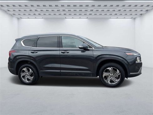Used 2023 Hyundai Santa Fe SEL image 2