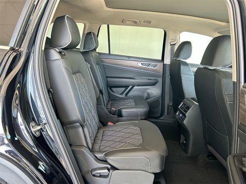 New 2026 Volkswagen Atlas SEL Premium R-Line image 45