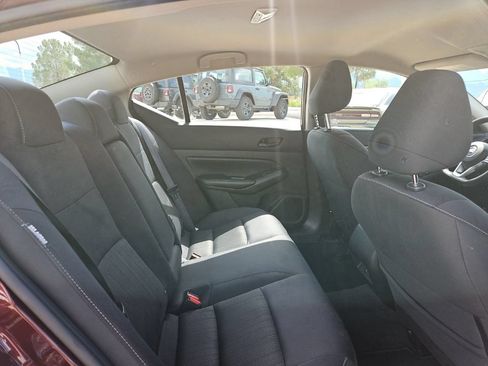 Used 2024 Nissan Altima 2.5 SV FWD image 26