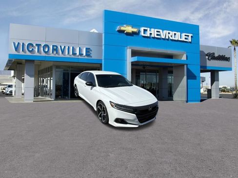 Used 2021 Honda Accord Sport image 3