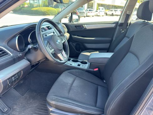 Used 2017 Subaru Outback 2.5i w/ Popular Package #2 AWD/4WD image 24