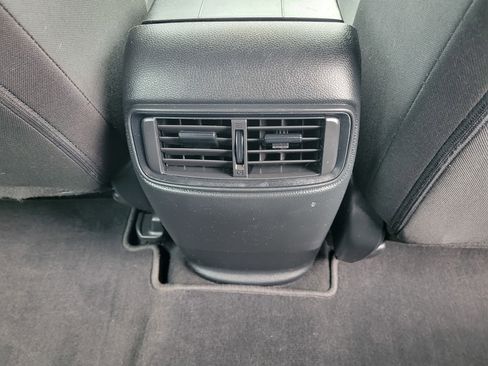 Used 2020 Honda CR-V LX image 16