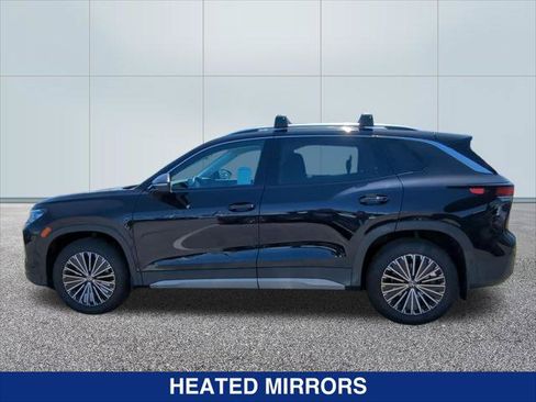 Certified 2025 Volkswagen Tiguan S FWD image 2