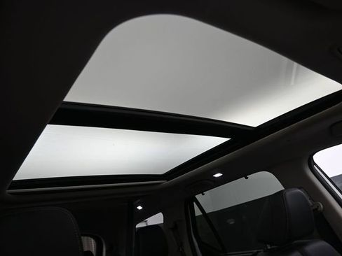 Used 2025 Honda Pilot Touring image 44