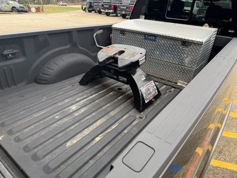 Used 2020 Ford F350 King Ranch w/ King Ranch Ultimate Package AWD/4WD image 16