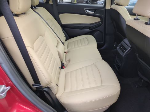 Used 2021 Ford Edge SEL w/ Convenience Package AWD/4WD image 32