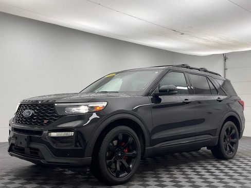 Used 2020 Ford Explorer ST w/ ST Street Pack AWD/4WD image 2