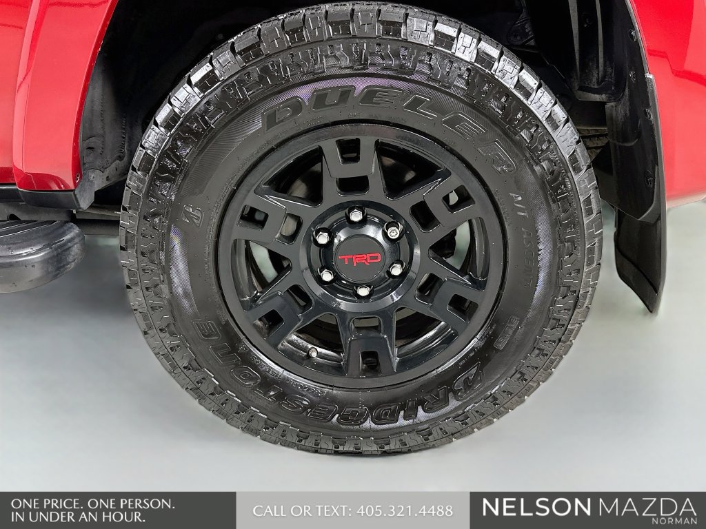 Used 2021 Toyota 4Runner SR5 Premium w/ Moonroof Package AWD/4WD image 33