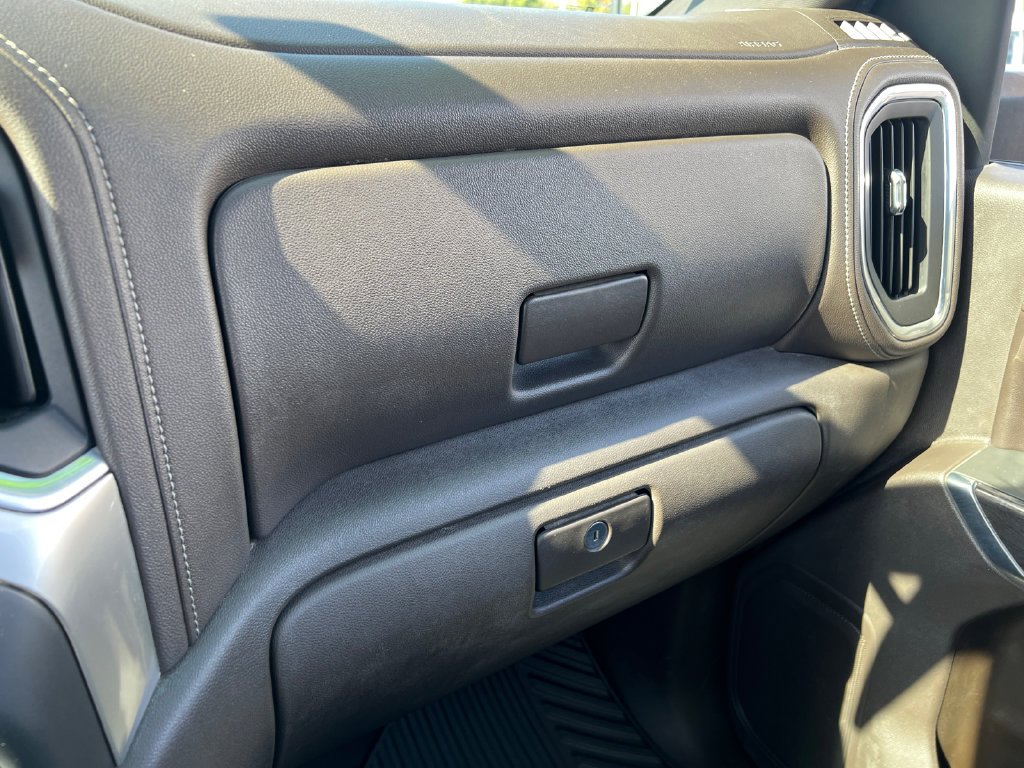 Used 2020 Chevrolet Silverado 2500 LTZ w/ LTZ Plus Package AWD/4WD image 36