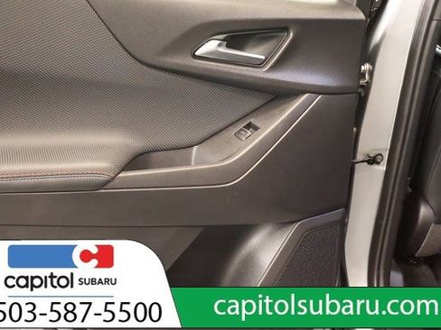 Used 2025 Chevrolet Equinox RS AWD/4WD image 28