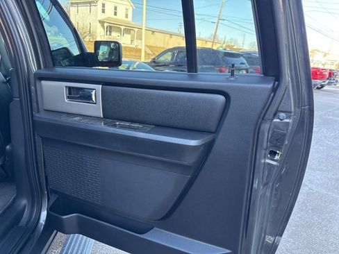 Used 2015 Ford Expedition EL Limited w/ Equipment Group 301A image 37