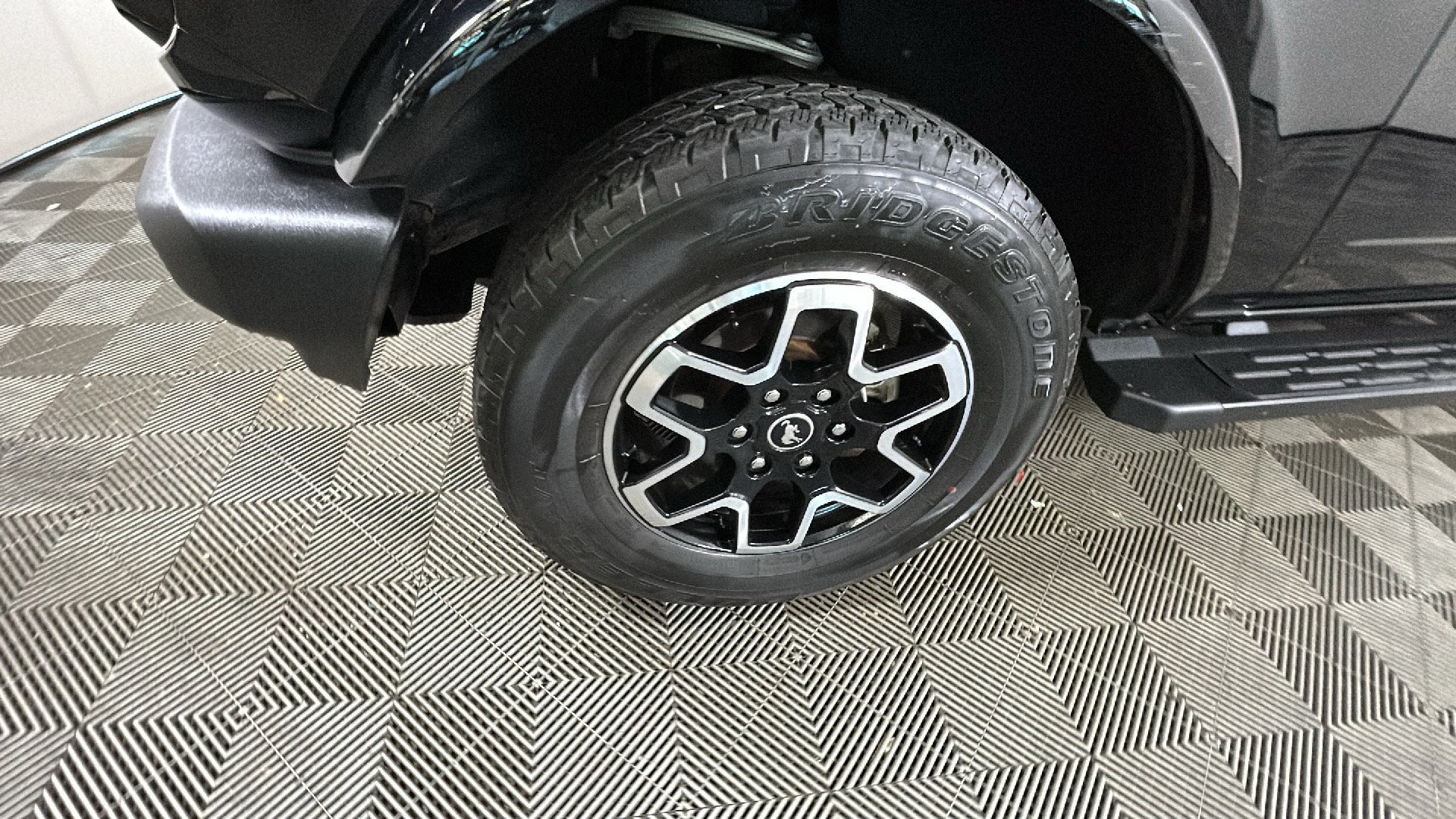 Used 2022 Ford Bronco Outer Banks AWD/4WD image 9