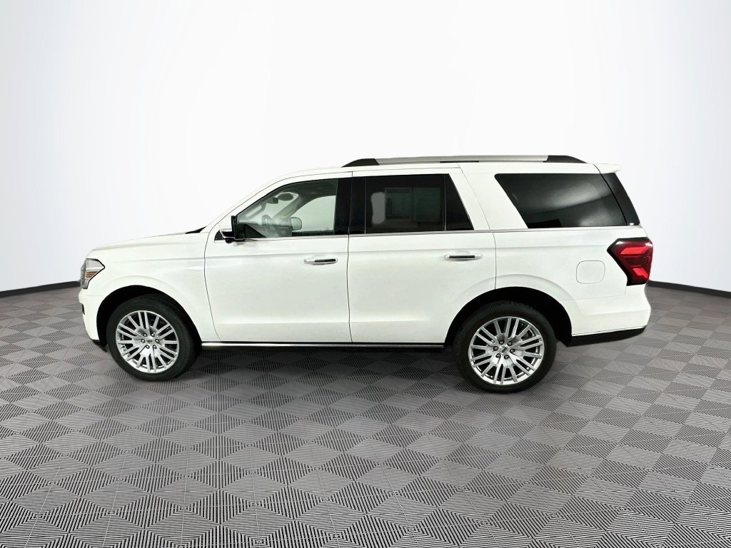 Used 2023 Ford Expedition Limited AWD/4WD image 6